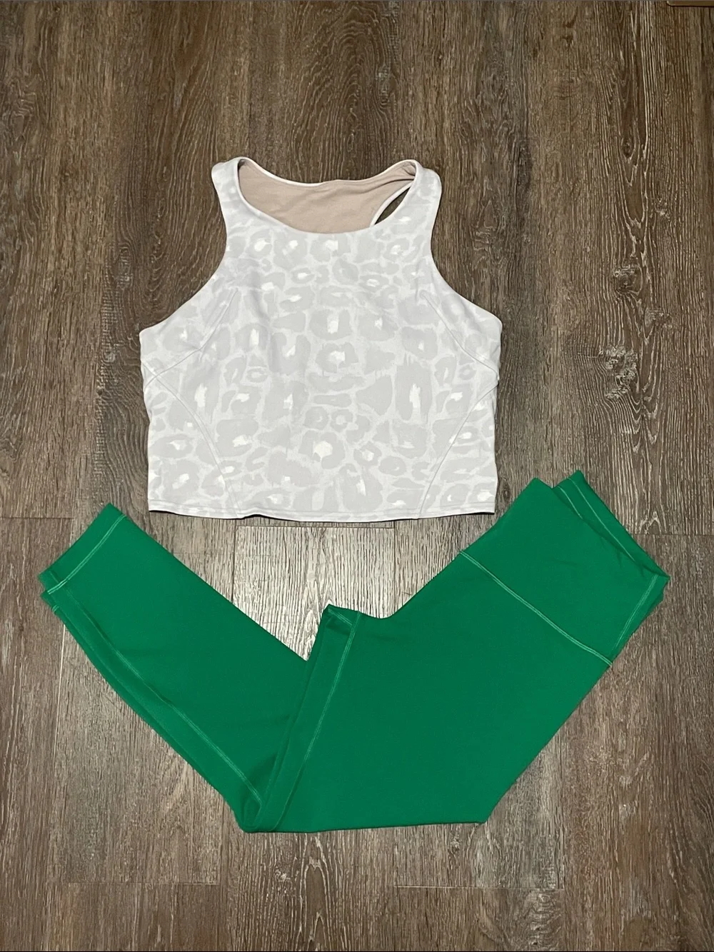 NWOT Lululemon Matching Wunder Train Set. Size 12